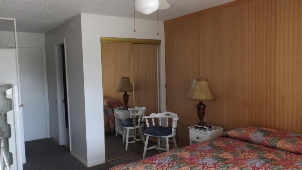Twin Lakes Inn Bull Shoals Екстер'єр фото